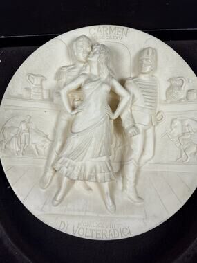 c.1978 Vintage CARMEN 8-1/2" Alabaster Plate Di Volteradici /Santini ITALY